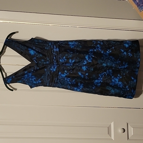 Jones New York - Jones Wear Dress Blue Floral Sheath Dress 4 - Picture 5 of 8